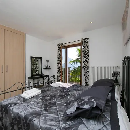 San Siro Sleeps 4 * San Siro (Lombardy)